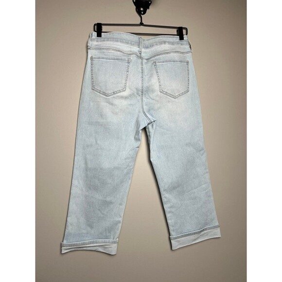 NYDJ Marilyn Crop Jeans Women’s Size 8 Light Wash Cool Embrace Lift Tuck Technol - Picture 3 of 10